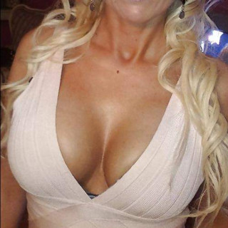Adriána